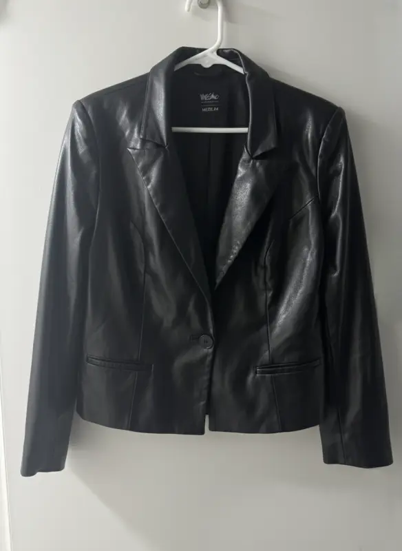 Blazer de cuero negro marca mossimo talla M - Blazers y Chalecos Sastre | Comprar Online Lima