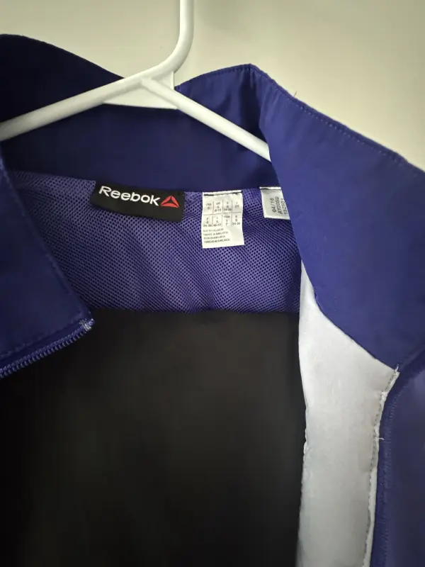 Conjunto Deportivo Casaca y Pantalón Reebok talla S - Imagen 4