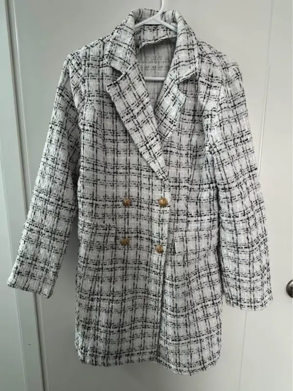 Abrigo de cuadros blanco y negro talla M - Abrigos e Impermeables | Comprar Online Lima