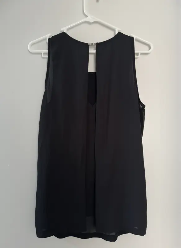 Blusa negra marca MANGO talla S - Imagen 2