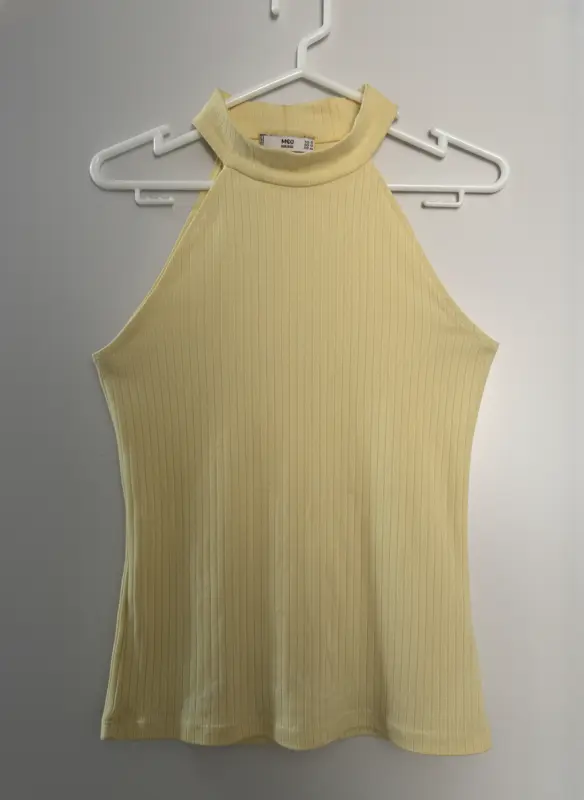 Polo amarillo pastel marca MANGO talla S - Polos | Comprar Online Lima