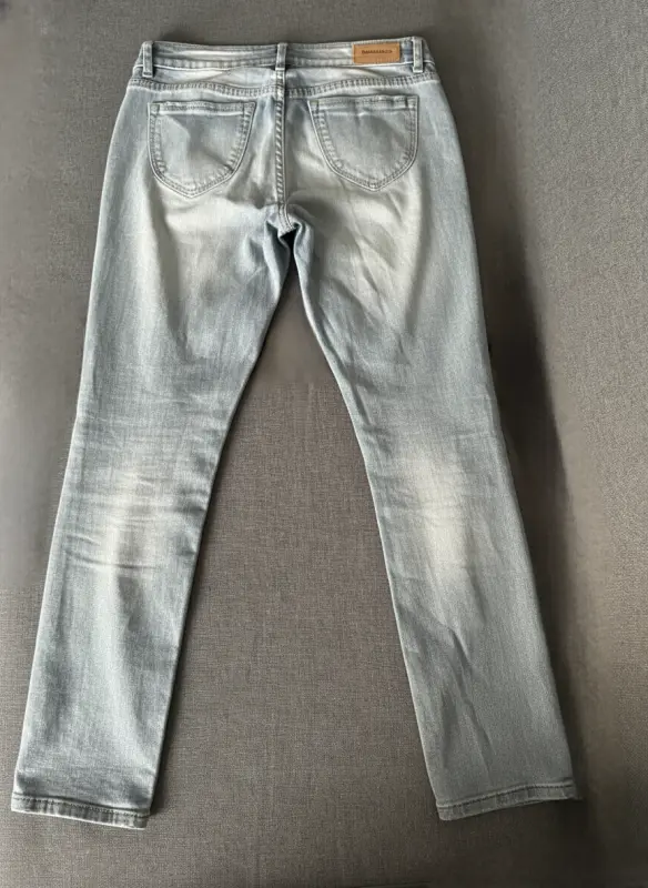 Pantalón de jean marca BARBADOS talla 30 - Imagen 2