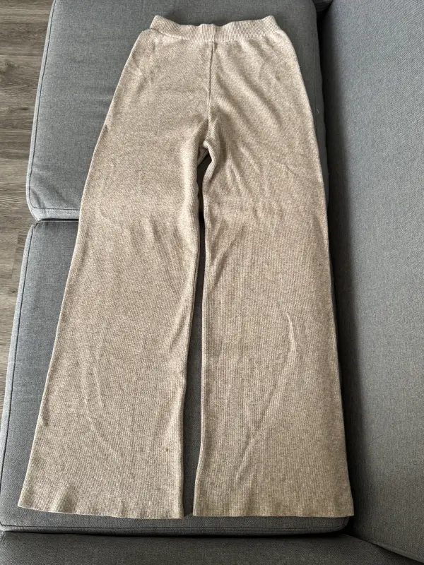 Pantalón Wide Leg Beige Cashmere talla 28/30 - Pantalones, Shorts y Faldas | Comprar Online Lima