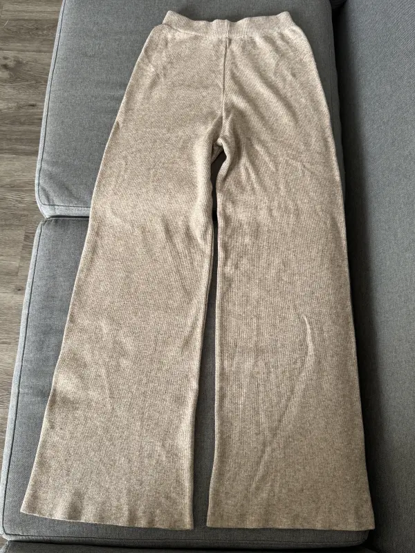 Pantalón Wide Leg Beige Cashmere talla 28/30 - Imagen 2