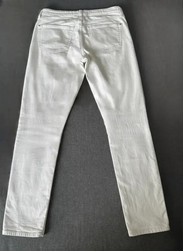 Pantalón blanco marca MANGO talla 28 - Imagen 2