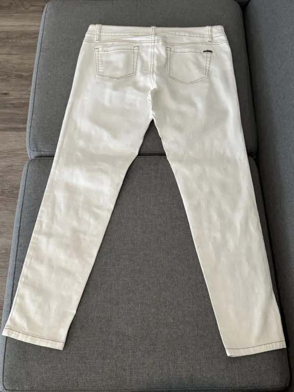 Pantalón blanco marca MICHELLE BELAU talla 32 - Imagen 2