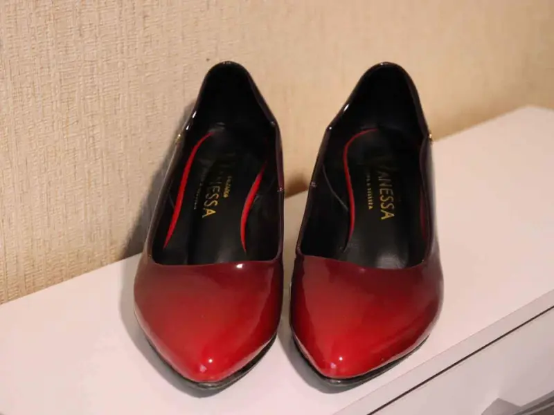 Zapatos de vestir rojo y negro talla 38 - Imagen 3