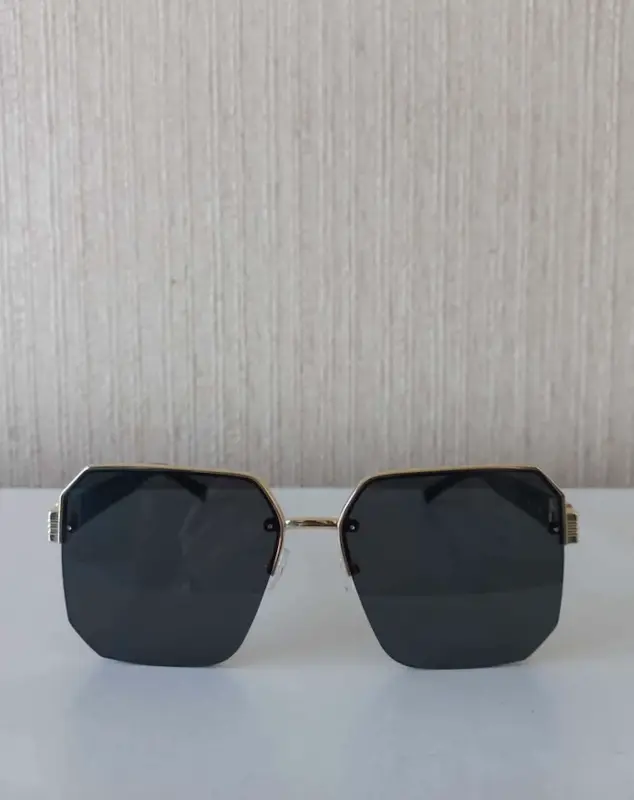 Lentes de sol unisex con proteccion UV400 modelo cuadrado - Joyas y Lentes | Comprar Online Lima