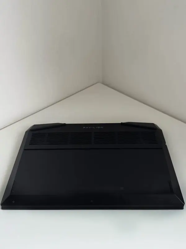 Laptop Gamer HP Pavilion 15.6" 960 GB SSD NVIDIA® GEFORCE® GTX 1050 con 1 año de uso - Imagen 4