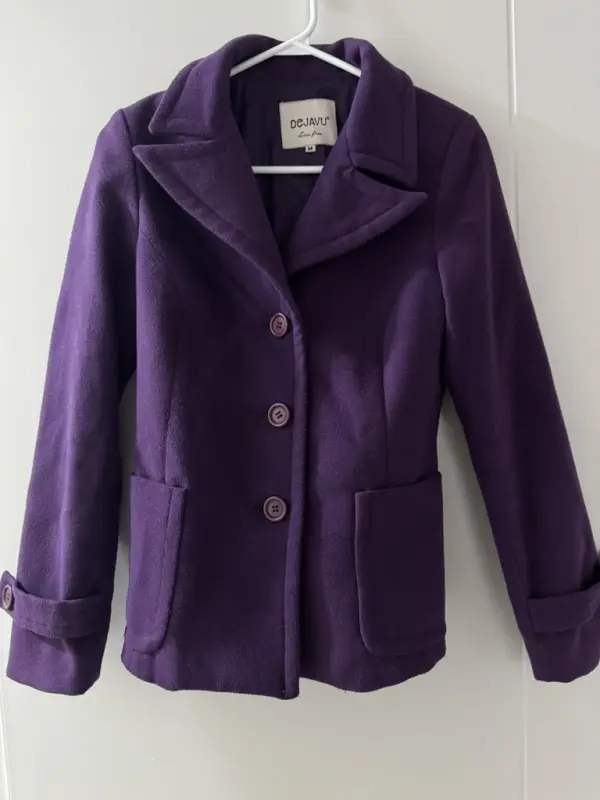 Abrigo morado talla M - Comprar en Lima Perú | Fancy Shops