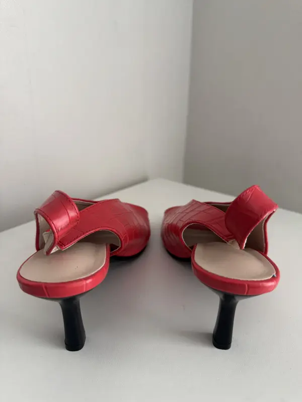 Zapatos de cuero rojo talla 38.5 - Imagen 3