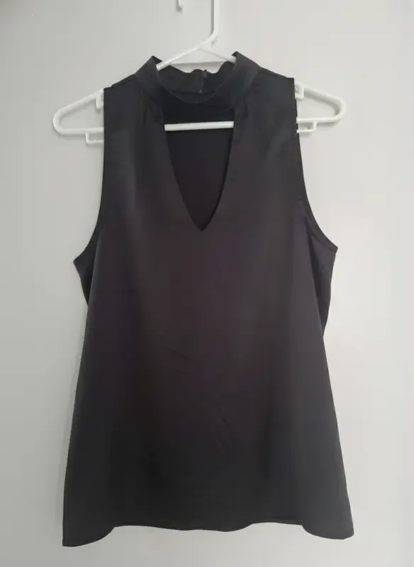 Blusa manga cero satinada negro talla M - Blusas | Comprar Online Lima