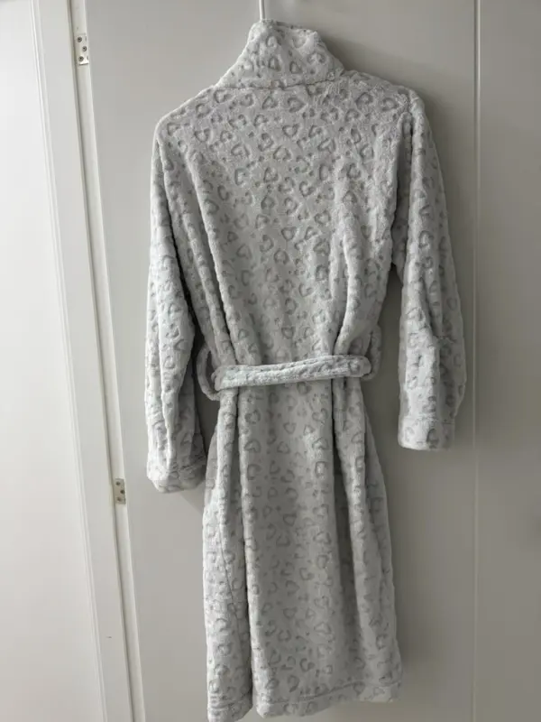 Bata gris animal print talla S/M - Imagen 2