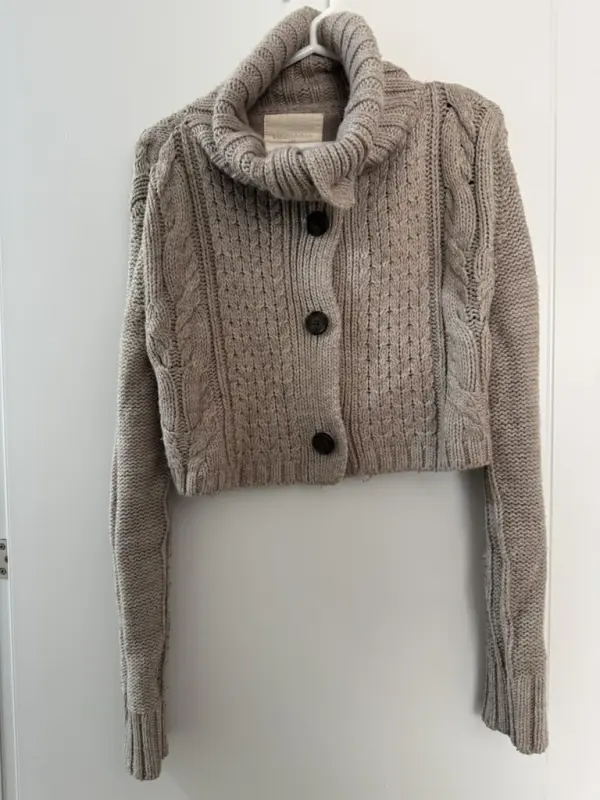 Chompa crop beige talla m de marca para mujer - Chompas, Chalecos y Suéteres | Comprar Online Lima