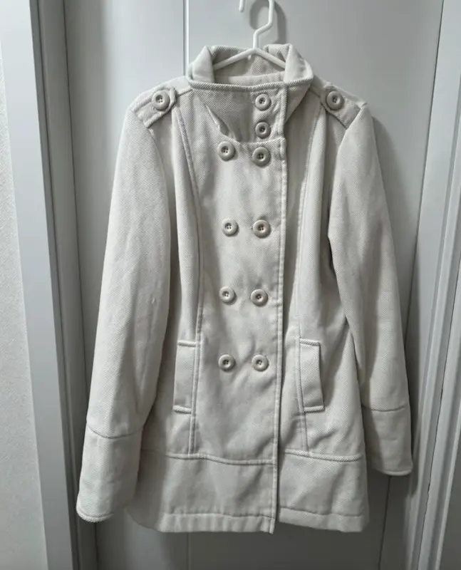 Abrigo blanco talla M - Abrigos e Impermeables | Comprar Online Lima