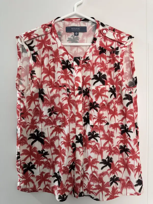 Blusa manga cero rojo y negro marca basement talla S - Comprar en Lima Perú | Fancy Shops