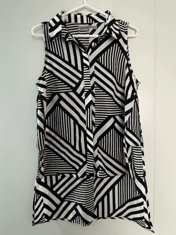 Blusa larga manga cero marca basement talla S - Comprar en Lima Perú | Fancy Shops