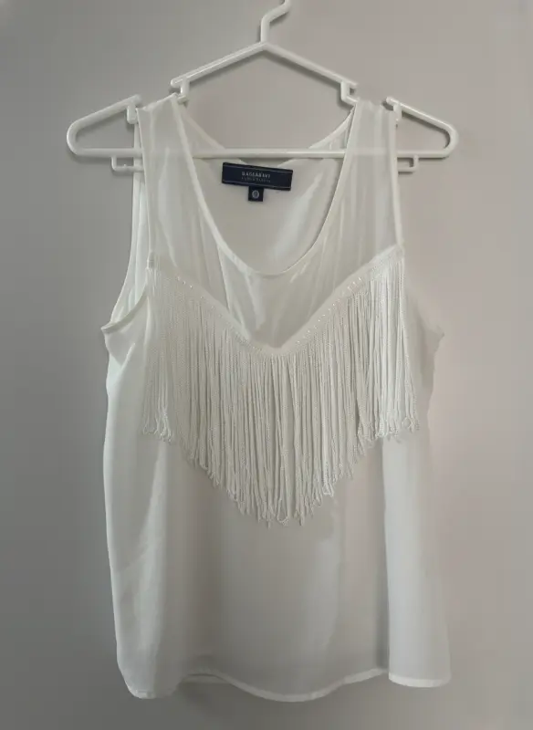 Blusa manga cero blanco marca basement talla M - Comprar en Lima Perú | Fancy Shops