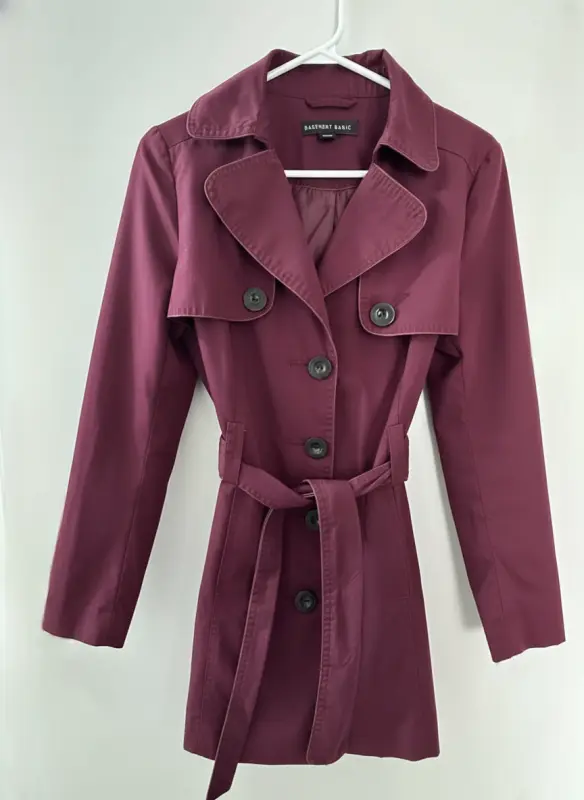 Gabardina guinda talla M - Casacas y Gabardinas | Comprar Online Lima