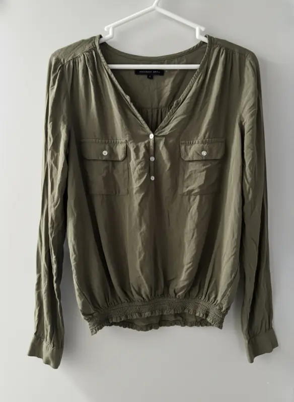 Blusa manga larga verde marca basement talla S - Comprar en Lima Perú | Fancy Shops