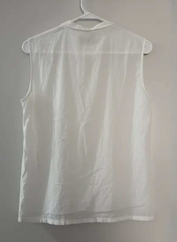 Blusa manga cero blanco marca MANGO talla M - Imagen 2