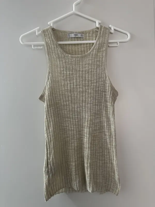 Polo manga cero beige brilloso marca MANGO talla S - Polos | Comprar Online Lima